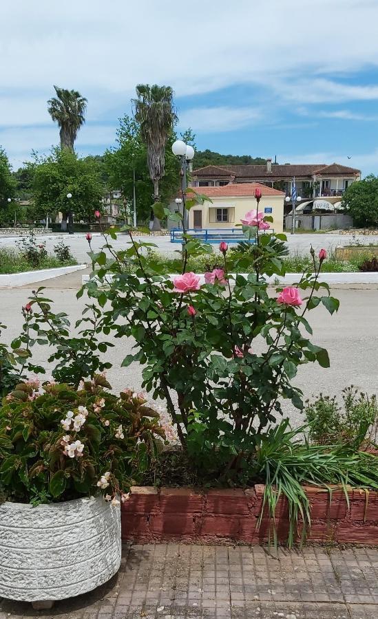 Intos Apartments Agios Nikolaos  外观 照片