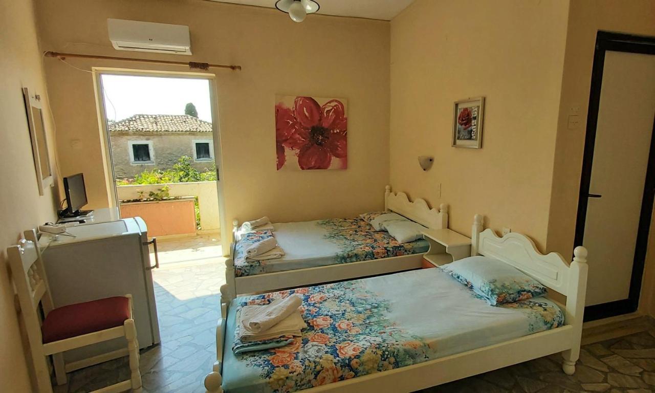 Intos Apartments Agios Nikolaos  外观 照片